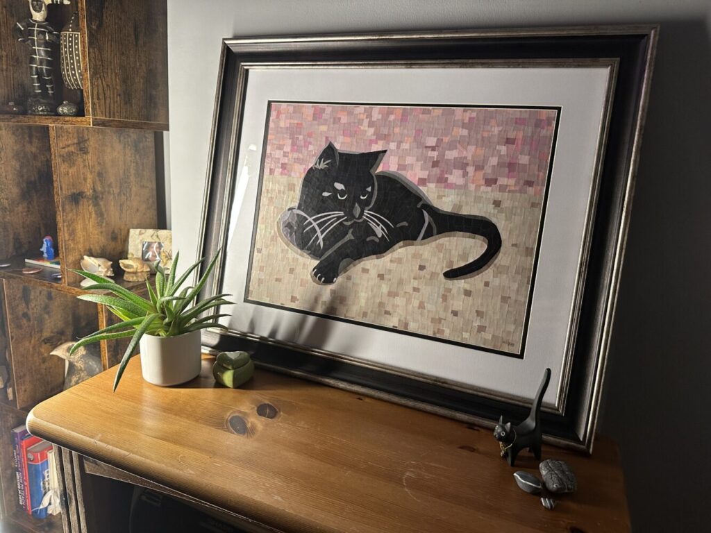 GRIEVING LULU - Black cat